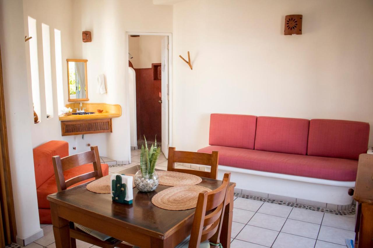 Canto Del Mar Hotel - Zihuatanejo - Suites Con Cocina Экстерьер фото